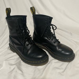 Dr Marten black boots